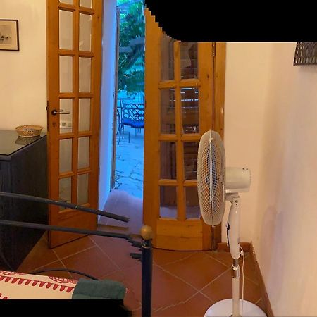 ストロンボリ Schicciolinaヴィラ エクステリア 写真